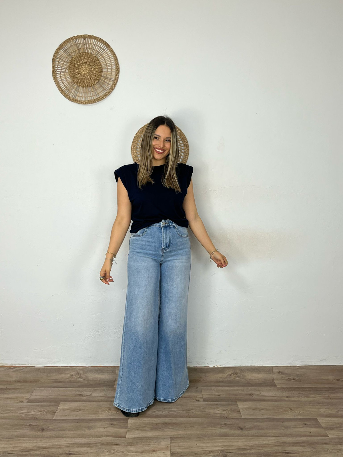 Camiseta Hombrera Pequeña