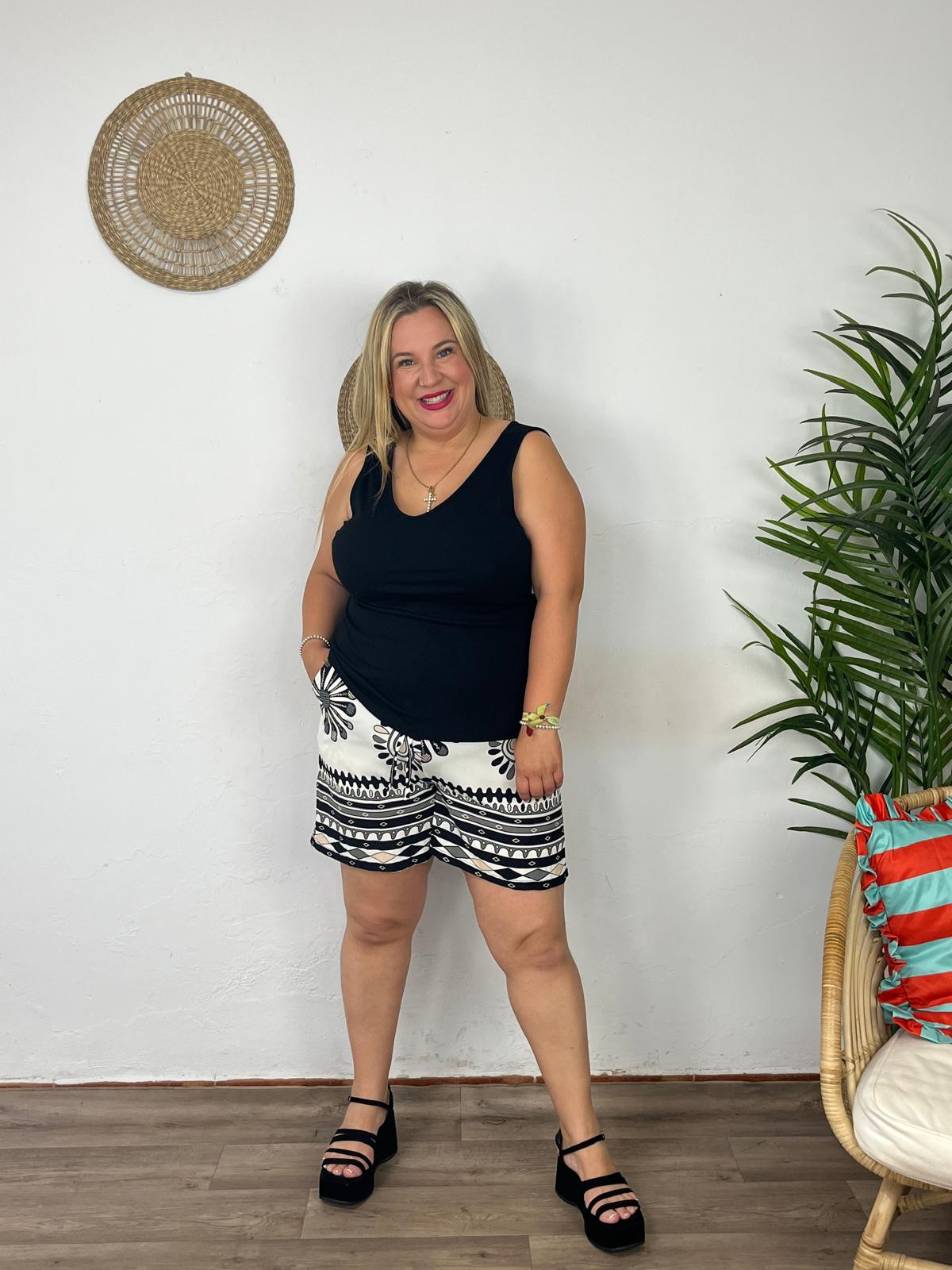 Top Uve Maxi
