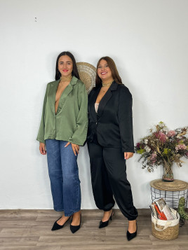 Chaqueta Satinada Pequeña